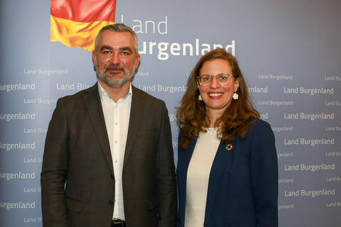 Landeshauptmann-Stv.in Anja Haider-Wallner mit Infrastrukturlandesrat Heinrich Dorner.