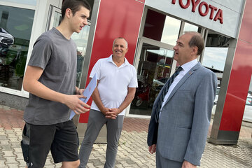 Landesrat Schneemann gratulierte Burgenlands besten KFZ-Techniker-Lehrling