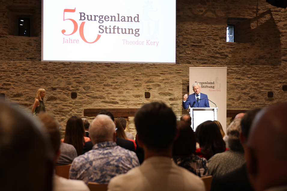 50 Jahre Burgenlandstiftung Theodor Kery - Preisverleihung auf Burg Schlaining