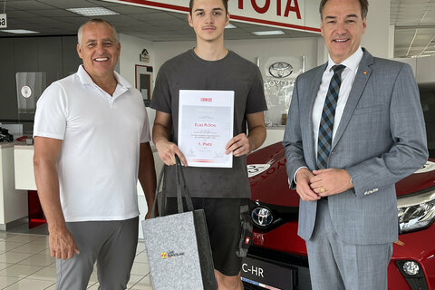 Landesrat Schneemann gratulierte Burgenlands besten KFZ-Techniker-Lehrling