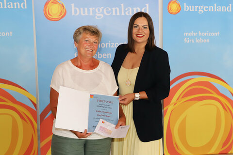 Erika Schmidhuber, Hannersdorf