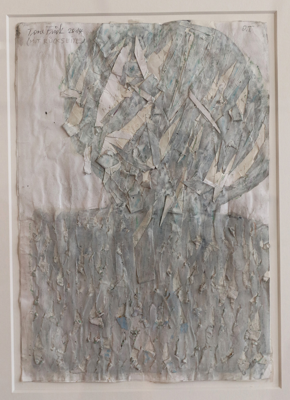 Tone Fink, Ohne Titel, 20xx; Mischtechnik; 112x57x19cm