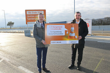 Infrastrukturlandesrat Heinrich Dorner und ASFINAG-Vorstand Hartwig Hufnagl (li.) freuen sich über die Fertigstellung des S 31-Sicherheitsausbaus zwischen Mattersburg und Weppersdorf.