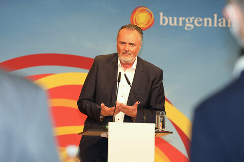 Landeshauptmann Hans Peter Doskozil kündigt neue Hilfsaktionen für die Ukraine an