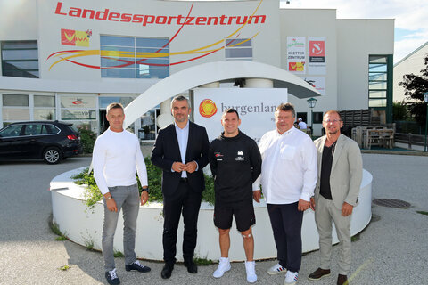 Freuen sich über das erfolgreiche Internationale Ringer-Trainingscamp im Landessportzentrum VIVA in Steinbrunn: Toni Beretzki, GF der Sport Burgenland GmbH, Sport-LR Heinrich Dorner, Ringer-Nationaltrainer Mario Schindler, VIVA-GF Bernd Dallos, Andreas Sommer, Präsident des Ringer-Landesverbands