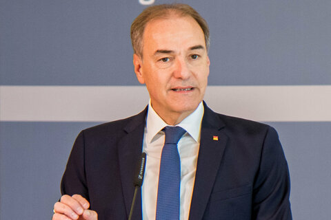 Soziallandesrat Dr. Leonhard Schneemann.