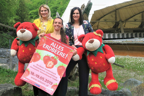 andesrätin Mag.a Astrid Eisenkopf und Landesrätin Mag.a (FH) Daniela Winkler mit Juliane Bogner, Bogner Veranstaltung GmbH