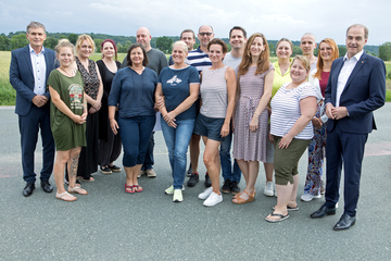 Zertifikatsverleihung Adoptiv- und Pflegeeltern