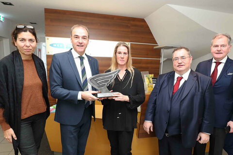 Wirtschaftslandesrat Leonhard Schneemann besuchte mit MED TRUST den Hersteller von Medizinprodukten aus Marz