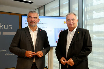 LAndesrat Heinrich Dorner zieht Bilanz über ein Jahr Burgenländisches Anrufsammeltaxi