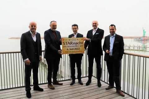 Der Gesellschafter des Veranstalters ip media, Martin Ramusch, gemeinsam mit Landeshauptmann Hans Peter Doskozil, dem designierten ORF Generaldirektor Roland Weißmann, ORF Burgenland-Landesdirektor Werner Herics und dem ORF 2-Channel Manager Alexander Hofer (v. l. n. r.);