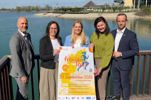 Landesrätin Mag.a (FH) Daniela Winkler freut sich gemeinsam mit dem Team der St. Martins Therme und Lodge, Geschäftsführer Martin Adelwöhrer und den Resident Managerinnen Elke Schmelzer und Daniela Fritz, sowie Bürgermeister Mag. Hannes Schmid auf den 13. Burgenländischen Frauenlauf, der zum dritten Mal in Frauenkirchen stattfindet. Foto Büro Winkler
