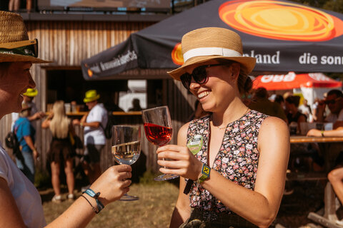 Starker Auftritt von Burgenland Tourismus beim Woodstock der Blasmusik 2026: Im Mittelpunkt standen die vielfältigen Urlaubsangebote des Landes.