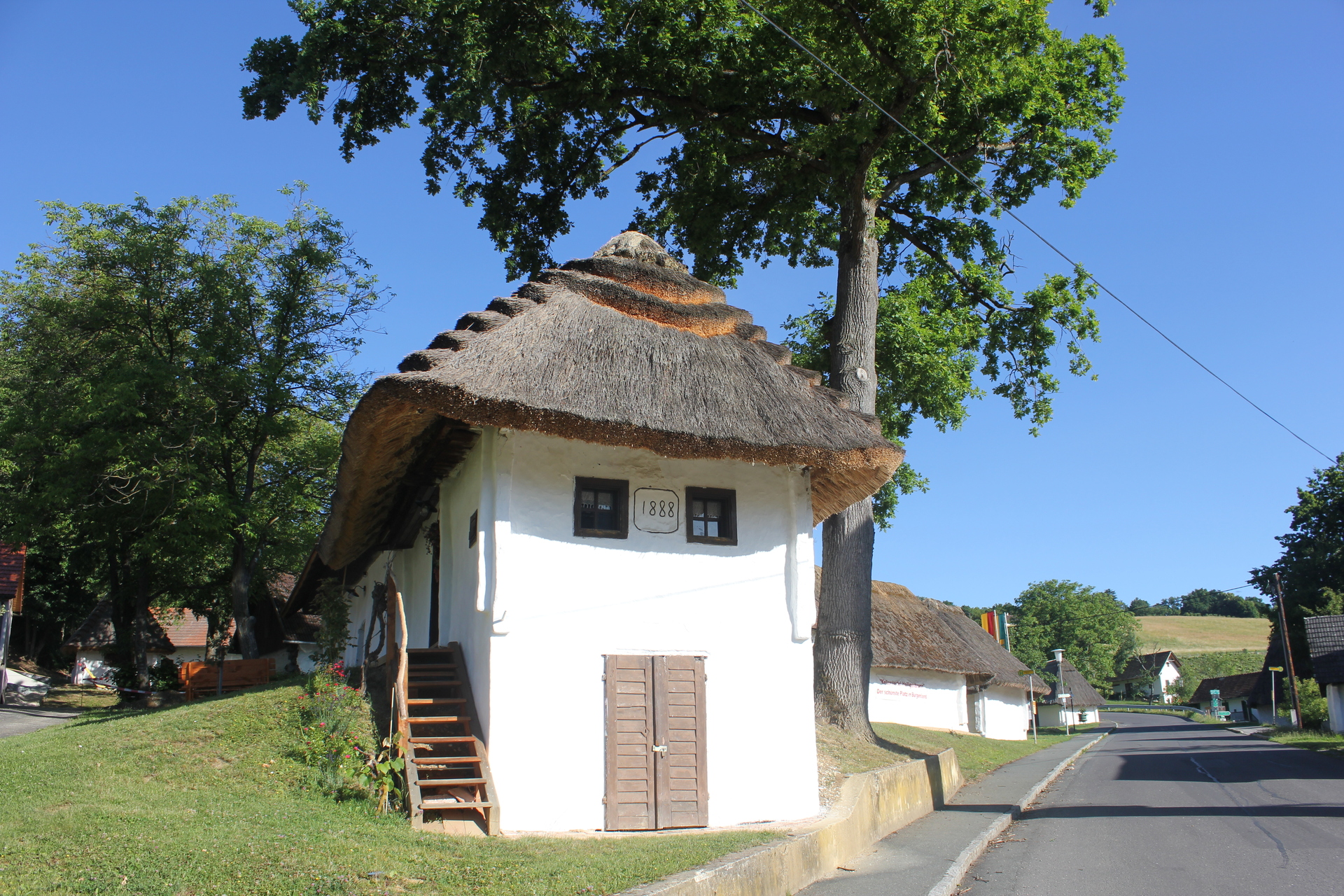 Kellerviertel Heiligenbrunn Kellerviertel Heiligenbrunn