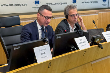 4. Sitzung WINE Intergroup unter dem Vorsitz des burgenländischen Regierungskoordinators und AdR-Mitglieds Robert Hergovich.