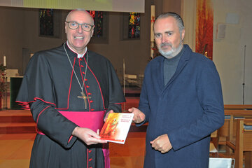 iözesanbischof Ägidius Zsifkovics und Landeshauptmann Hans Peter Doskozil