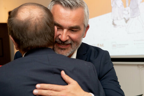 Obmann Hans Godowitsch bedankte sich nach der Eröffnungsrede bei Landesrat Heinrich Dorner.