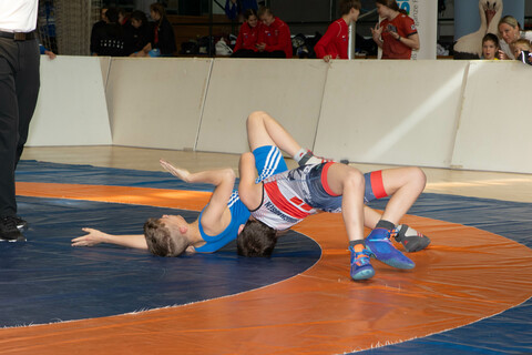 Spektakuläre Kämpfe, voller Einsatz: die Nachwuchsathlet*innen zeigten ihr Können