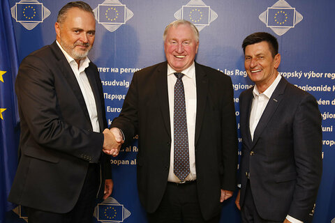 Landeshauptmann Hans Peter Doskozil, AdR-Präsident Karl-Heinz Lambertz, Landesrat Christian Illedits