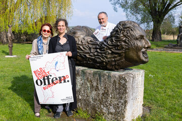 Dr.in Waltraud Bertoni, Mag.a Birgit Sauer – Koordinatorin für zeitgenössische bildende Kunst Burgenland (oder Kunstkoordinatorin) und Landeshauptmann Hans Peter Doskozil