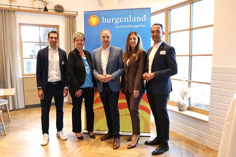 Stephan Sharma, Sigrid Hajek (Wirtschaftsagentur), Wirtschaftslandesrat Leonhard Schneemann, Katrin Blahna-Buranich (Wirtschaftsagentur), Klaus Stinakovits