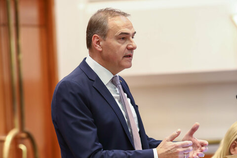 Wirtschaftslandesrat Dr. Leonhard Schneemann