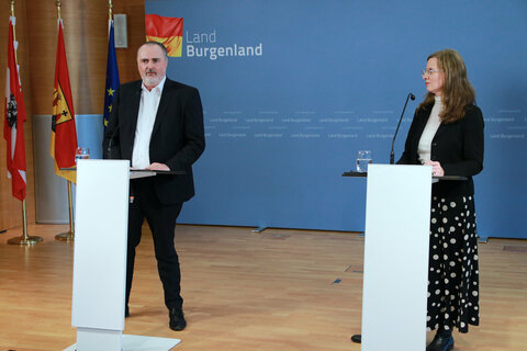 Landeshauptmann Hans Peter Doskozil mit der designierten Landeshauptmann-Stellvertreterin Anja Haider-Wallner.