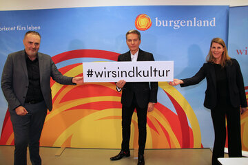 Landeshauptmann Hans Peter Doskozil präsentierte gemeinsam mit Barbara Weißeisen-Halwax, Geschäftsführerin KBB, Alfons Haider als neuen Generalintendanten für die KBB-Musiktheater-Festivals im Burgenland.