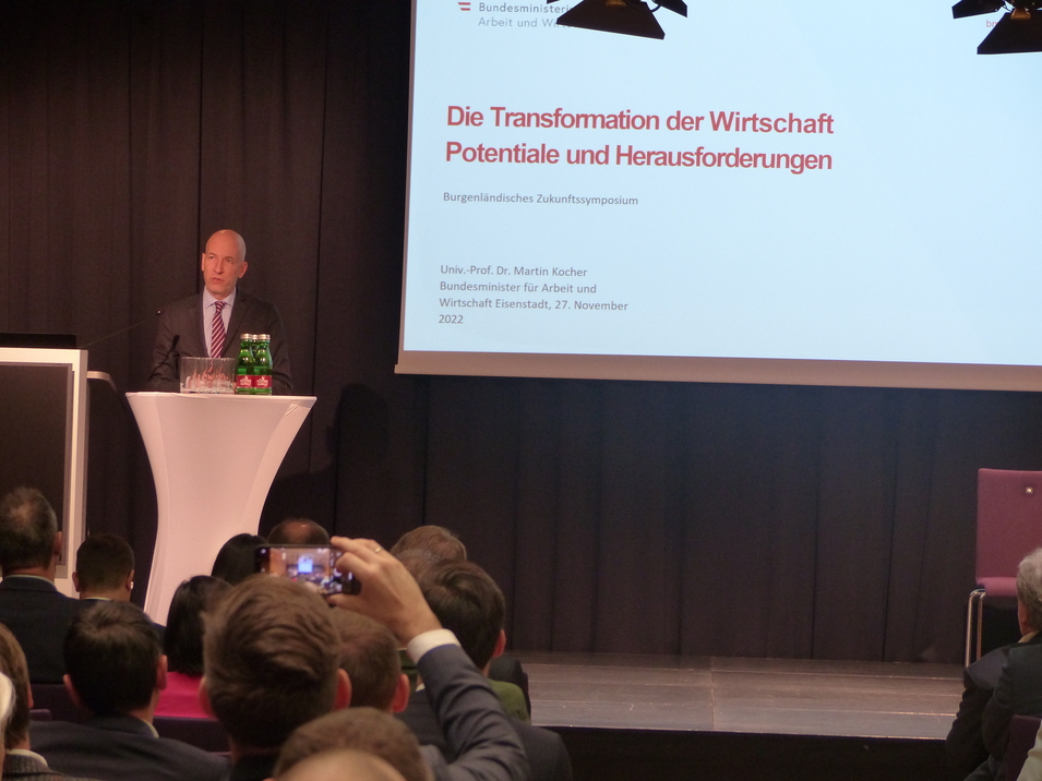 Statement „Die Transformation der Wirtschaft – Potentiale und Herausforderungen“ - Bundesminister Univ.-Prof. Dr. Martin KOCHER, Bundesministerium für Arbeit und Wirtschaft