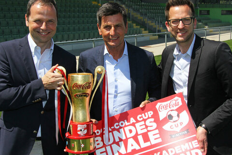 Coca-Cola CUP für U12-Fußballmannschaften 