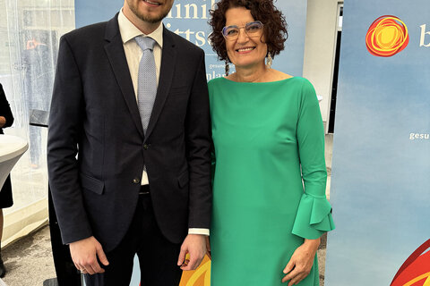 Alexander Geberth folgt Anna Kettner als Primar in der Abteilung für Anästhesiologie und Intensivmedizin in der Klinik Kittsee. © Gesundheit Burgenland