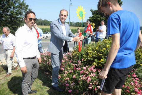 Landesrat Dr. Leonhard Schneemann mit Bürgermeister Manuel Weber