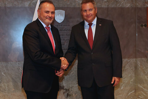 Landeshauptmann Hans Peter Doskozil und Sloweniens Parlamentspräsident Dejan Židan zu einem Arbeitsgespräch.