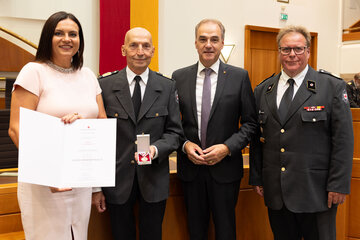 Landtagspräsidentin Mag.a Astrid Eisenkopf, Vizepräsident Leo Radakovits, Landesrat Dr. Leonhard Schneemann und Präsident Dr. Werner Krischka