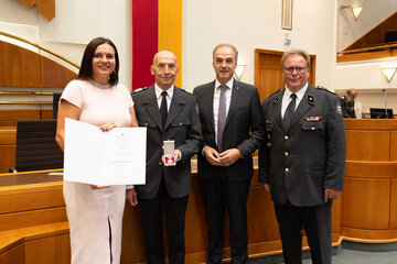 Landtagspräsidentin Mag.a Astrid Eisenkopf, Vizepräsident Leo Radakovits, Landesrat Dr. Leonhard Schneemann und Präsident Dr. Werner Krischka
