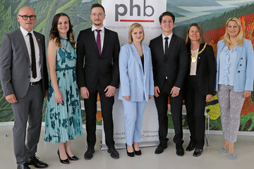 Neue Pädagoginnen im Burgenland mit Landesrätin Daniela Winkler