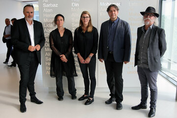 Eröffnung der Ausstellung Memory Box seventy one 71