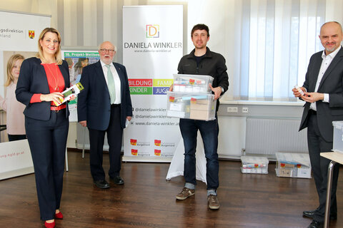 LRin Mag.a Daniela Winkler, Präsident Dr. Ralf Becker, Verband der ChemielehrerInnen Österreichs, Mag. Florian Rois, BGRG Oberschützen, BD Mag. Heinz Josef Zitz