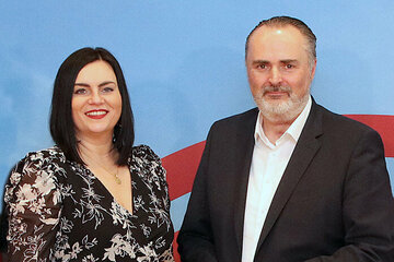 Landeshauptmann Hans Peter Doskozil mit Landeshauptmann-Stellvertreterin Astrid Eisenkopf