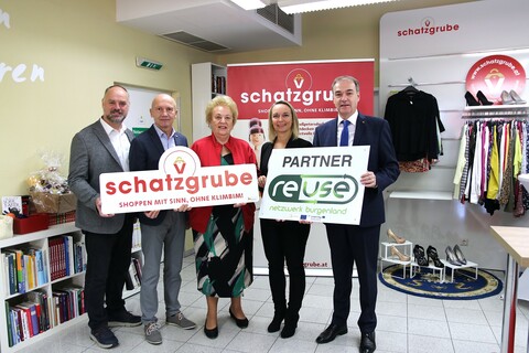 Thomas Schlögl (BMV), Johann Janisch (Geschäftsführer BMV), Volkshilfe Burgenland Präsidentin Verena Dunst, Vizebürgermeisterin Olivia Kaiser und Soziallandesrat Leonhard Schneemann.