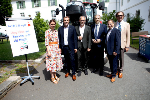 Landtagsabgeordnete, Vizebürgermeisterin, Dipl. Päd., DI Carina Laschober-Luif, Landtagsabgeordneter Mag. Christian Drobits, LBS-Direktor BD Dipl.Päd. Ing. Wilhelm Pfeiffer, Landesrat Dr. Leonhard Schneemann, Wirtschaftskammer Burgenland-Präsident Andreas Wirth und Landtagsabgeordneter, 3. Landtagspräsident, Bürgermeister Mag. Kurt Maczek (v.l.).