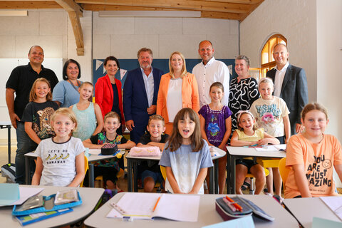 Landesrätin Daniela Winkler eröffnete die Lern- und Feriencamps 2024