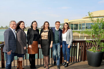Die KlimaschutzreferentInnen Astrid Eisenkopf, Burgenland, Heinrich Schellhorn, Salzburg, Ingrid Felipe, Tirol, Landesrat Rudi Anschober, Oberösterreich, Landesrätin Sara Schaar, Kärnten mit Ministerin Elisabeth Köstinger tagten in der St. Martins Therme & Lodge in Frauenkirchen