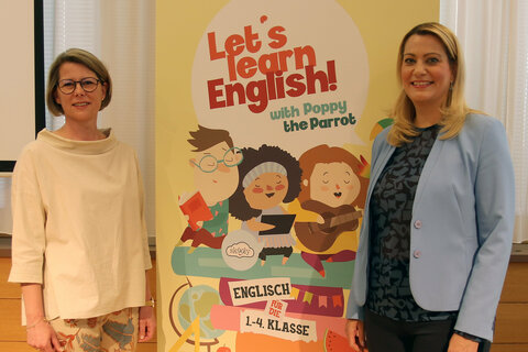Englisch in der Volksschule mit Landesrätin Winkler
