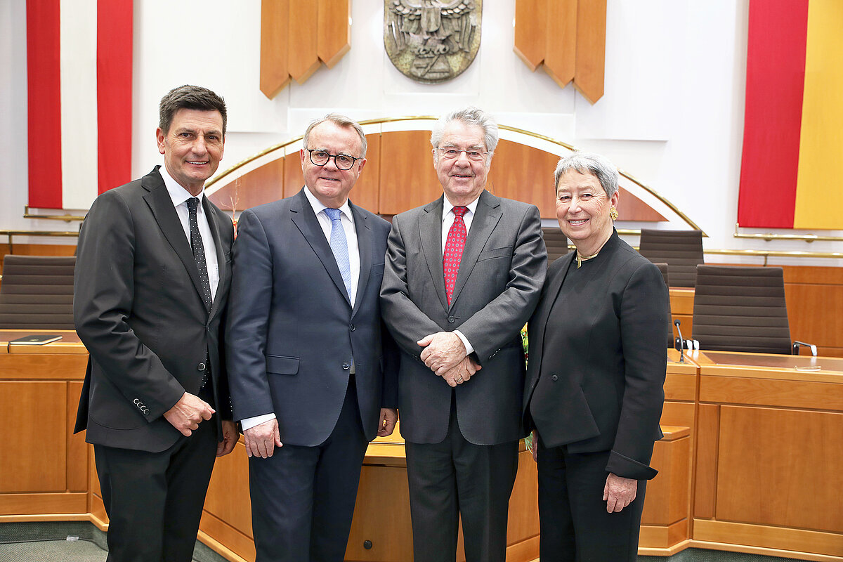 Burgenländischer Landtag verabschiedet Hans Niessl Land Burgenland