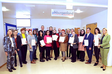 Gruppenbild mit Landesrätin Mag. (FH) Daniela Winkler (1.v.r.) und den TeilnehmerInnen der Veranstaltung „Schulklima 4.0“ in der Pädagogischen Hochschule Burgenland
