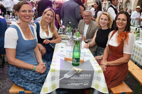 Landeshauptmann-Stellvertreterin Anja Haider-Wallner, Landesrätin Daniela Winkler, Landeshauptmann a. D. Hans Niessl, Bundesministerin Eva-Maria Holzleitner und Landtagspräsidentin Astrid Eisenkopf