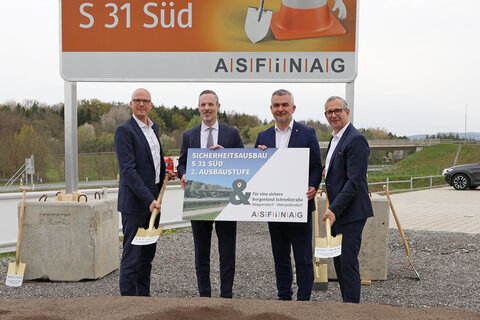 Verkehrslandesrat Heinrich dorner beim Spatenstich zum Sicherheitsausbau der Schnellstrasse  S 31 Süd