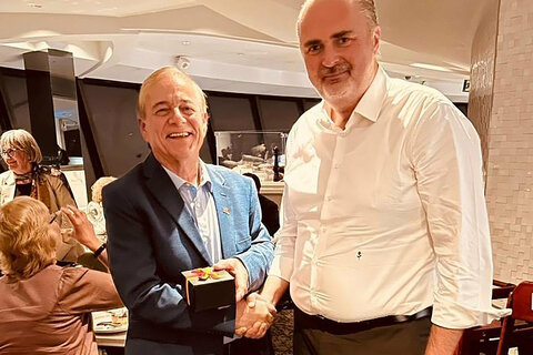 Landeshauptmann Mag. Hans Peter Doskozil mit Rudy Graf, Präsident des Burgenländer Clubs Toronto.