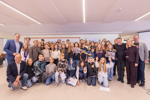 Jerry Mehan, Bassist von Robbie Williams, gab in Mattersburg einen Workshop für junge Musikerinnen und Musiker.